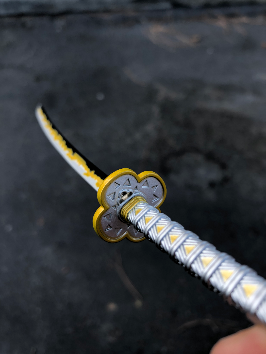 Katana de Zenitsu